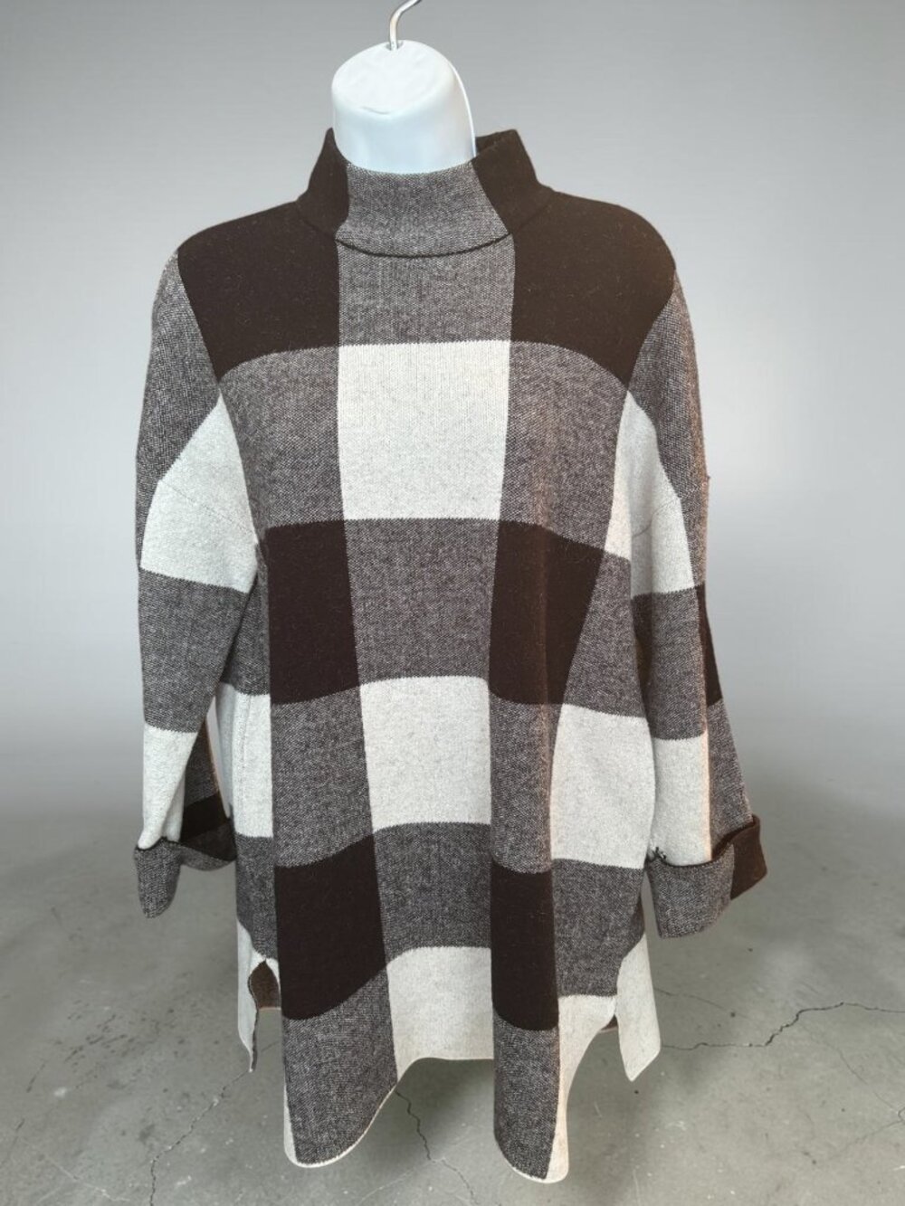 Max Studio Womens Large Black & Gray Buffalo Plaid Mock Neck Tunic Sweater